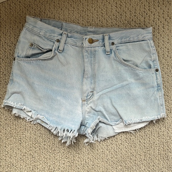 Wrangler Vintage Cut Offs - Picture 1 of 3